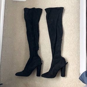 Black swade Steve Madden boots